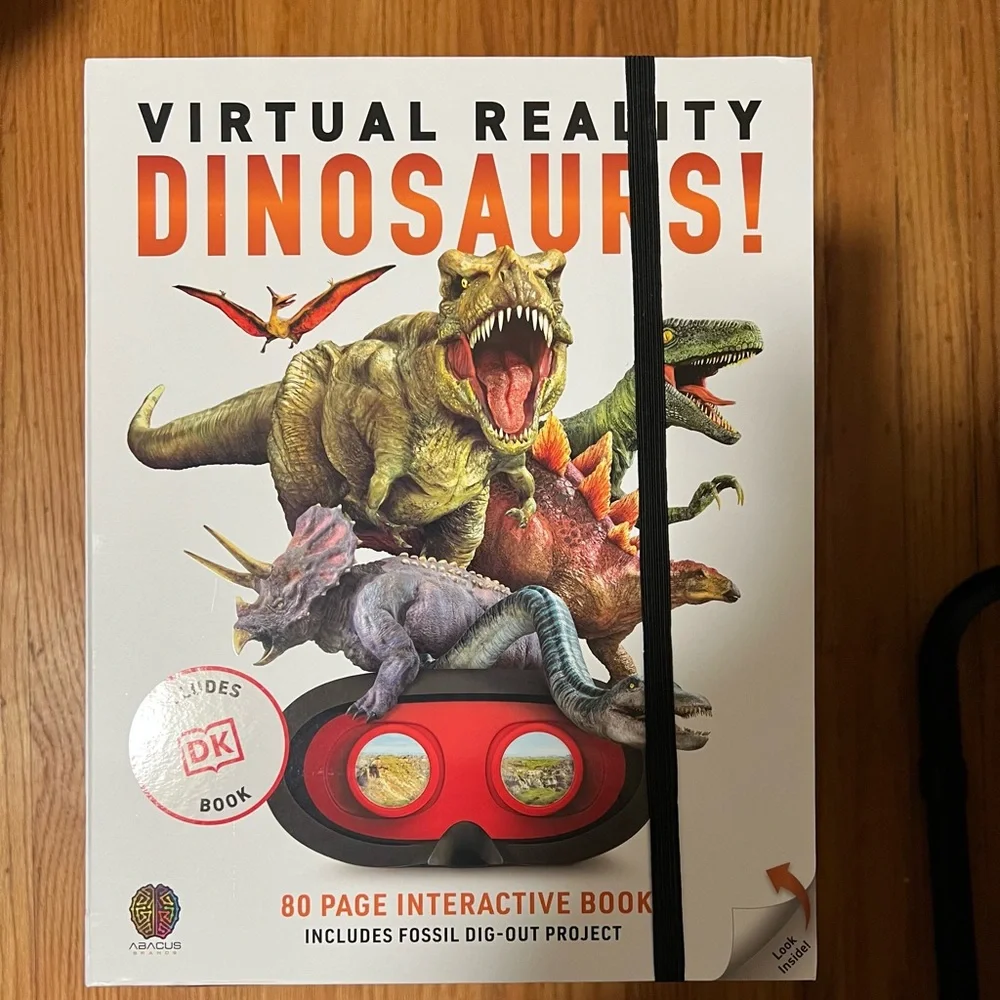 DK Virtual Reality Dinosaurs Set - Black and Red